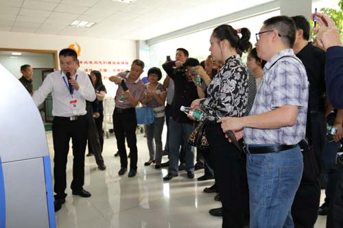 1444881247734015158.jpg 2015101592653448.jpg