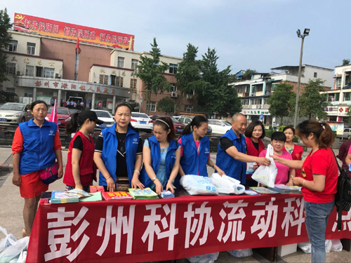 1496711928375003791.jpg 201765143124465 (1).jpg