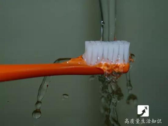 1504658187312016861.jpg 3RzR-fykpyuf9131081.jpg