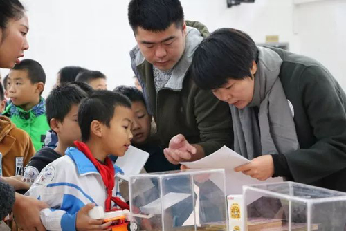 1511917182796082288.jpg 2017112895415363.jpg