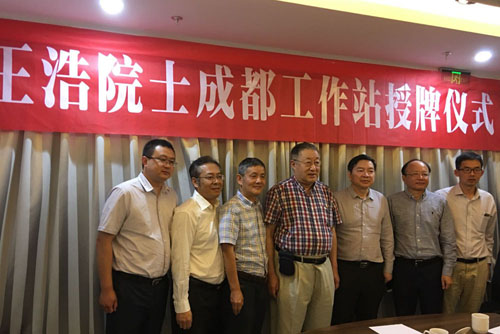 1525224689890065045.jpg 2018428155118718.jpg