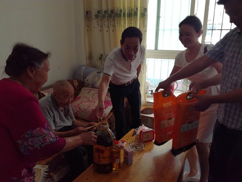 1530845759968051388.jpg 201875163245126.jpg