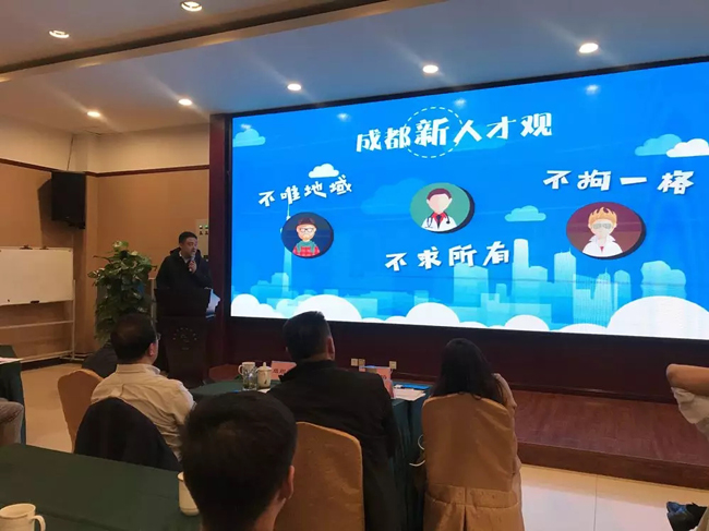 1583810709776001127.jpg 1578295570659030497.jpg