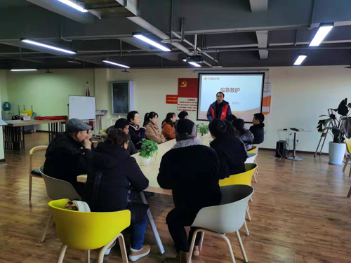 1602670199094016206.png 没发货人.png