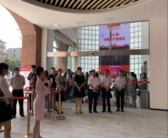 1625649369673090510.jpg 0321.jpg