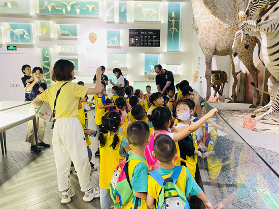 1634211609302083130.jpg 活动现场开展情况 (1).jpg