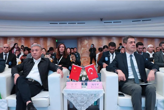 1703118437317056043.jpg 640 (1).jpg