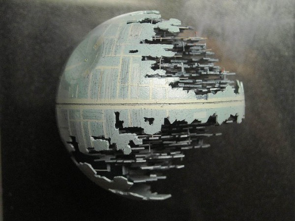 ping-pong-ball-death-star-1-600x450.jpg